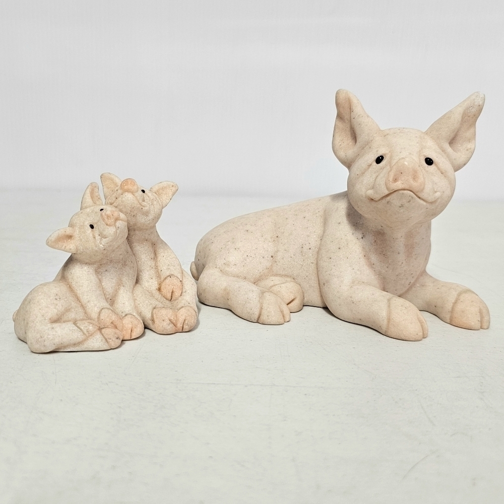 Collectible Quarry Critters Lying Down Pink Pig With Piglets Figurine Sculpture